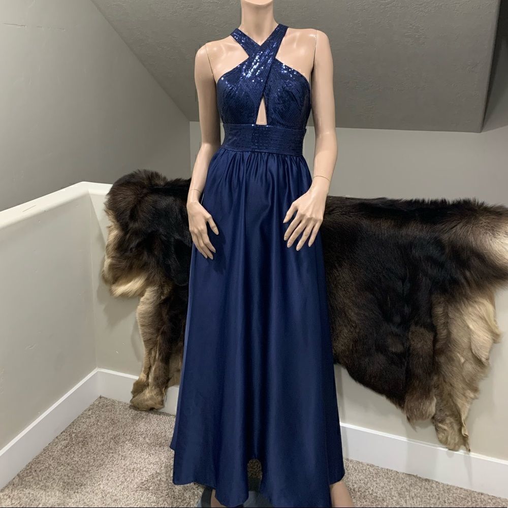 Stunning Shiny Satin Sequins Crisscross Halter Party Dress